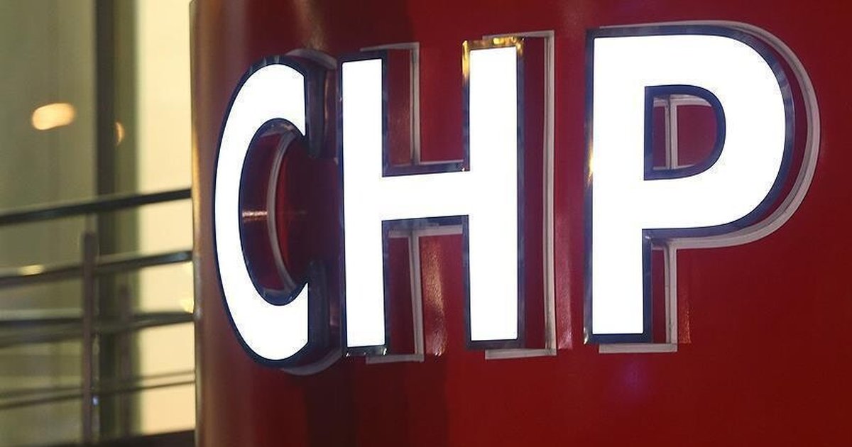 CHP'de 28 üye Parti Meclisi'nden istifa etti