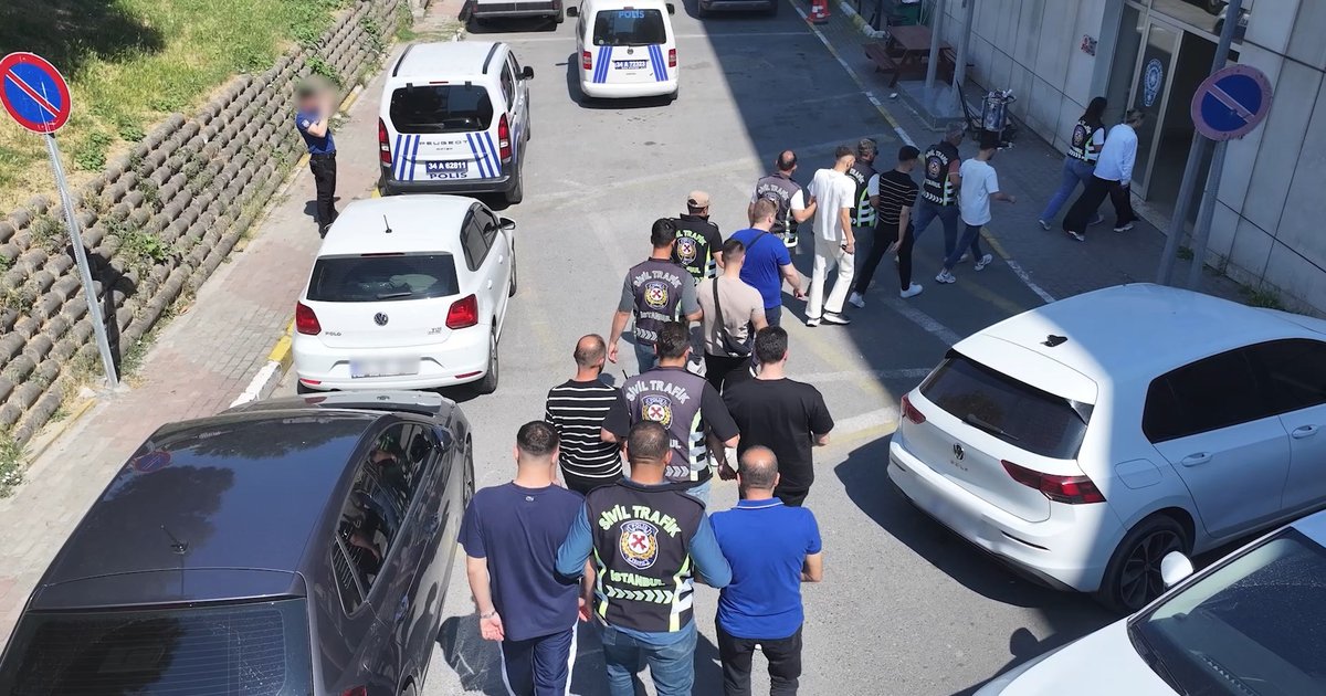 Trafik güvenliğini tehlikeye düşüren konvoy sürücülerine ceza