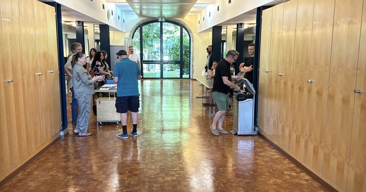 İsviçre'de Nüfus Sınırlaması Girişimi Reddedildi