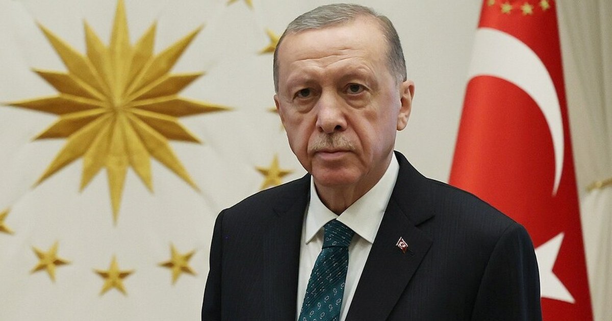Cumhurbaşkanı Erdoğan'dan şehit polis memuru için başsağlığı mesajı