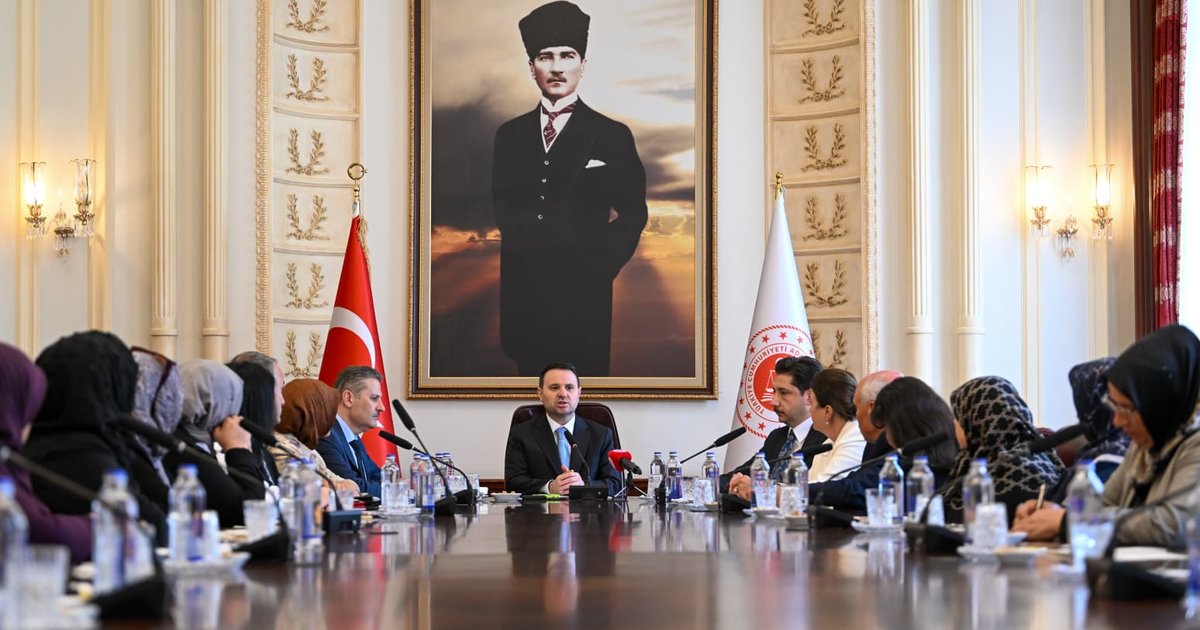 Bakan Gürlek: Gençlerin uyuşturucuya bulaşması büyük sorun