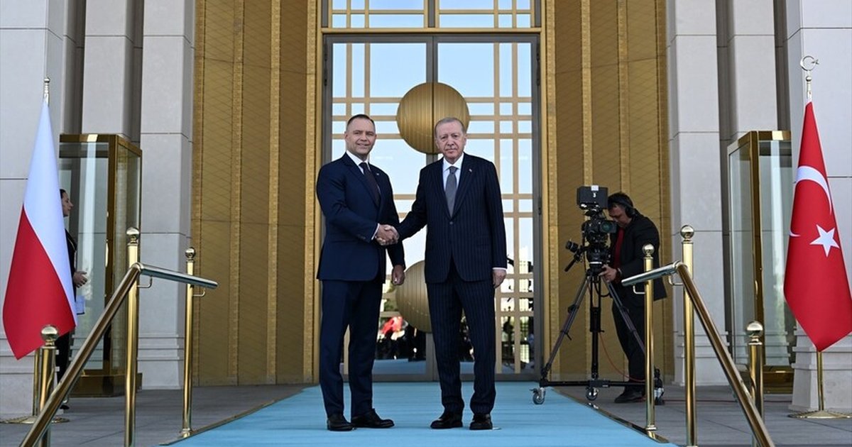Cumhurbaşkanı Erdoğan, Polonya Cumhurbaşkanı Nawrocki'yi karşıladı