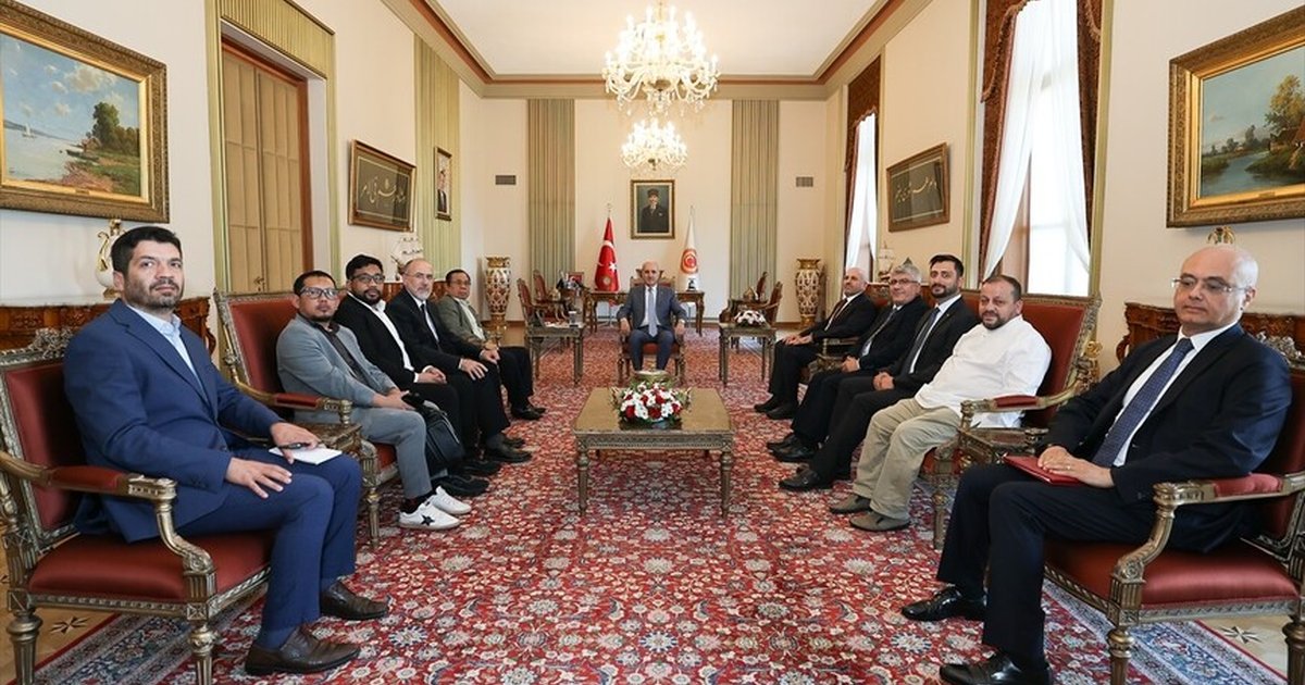 TBMM Başkanı Kurtulmuş, İbrahim ile görüştü