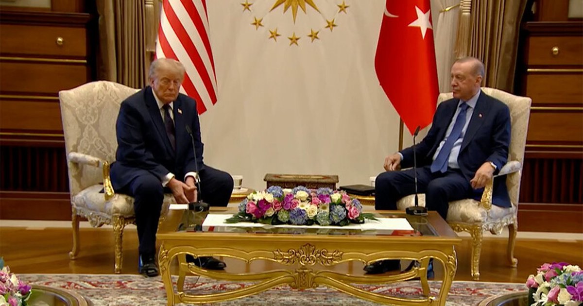 Cumhurbaşkanı Erdoğan ve Trump görüşüyor