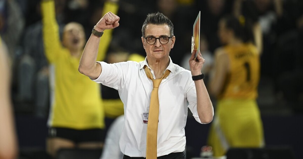 Giovanni Guidetti VakıfBank'ta 32. kupa peşinde