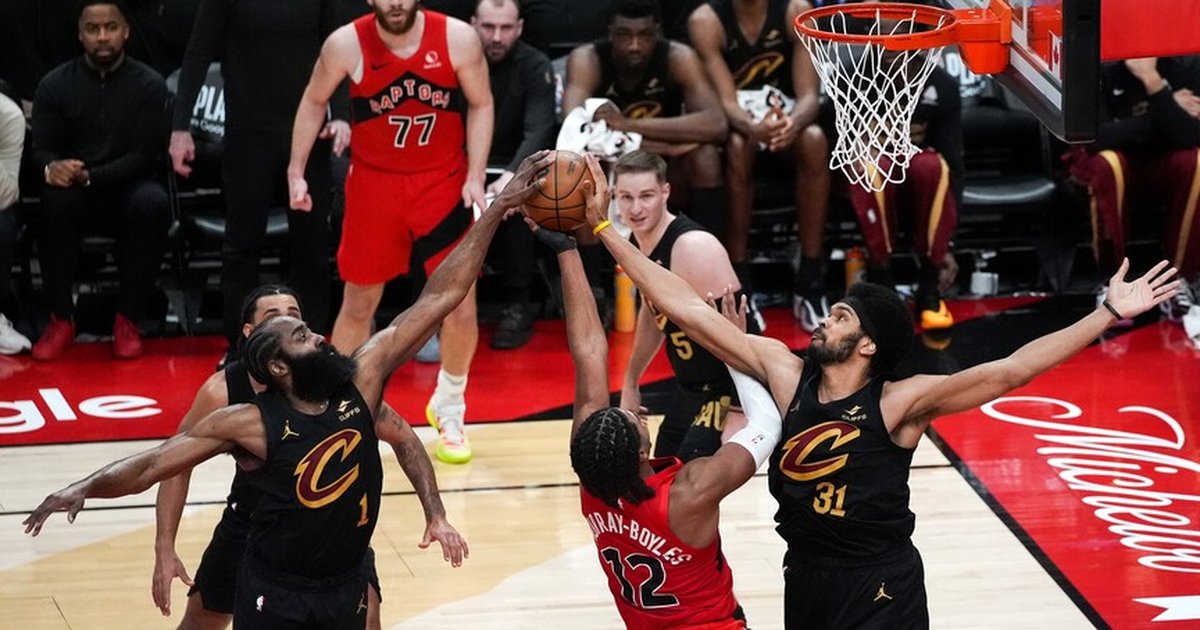 NBA'de Pistons ve Cavaliers Yarı Finale Çıktı