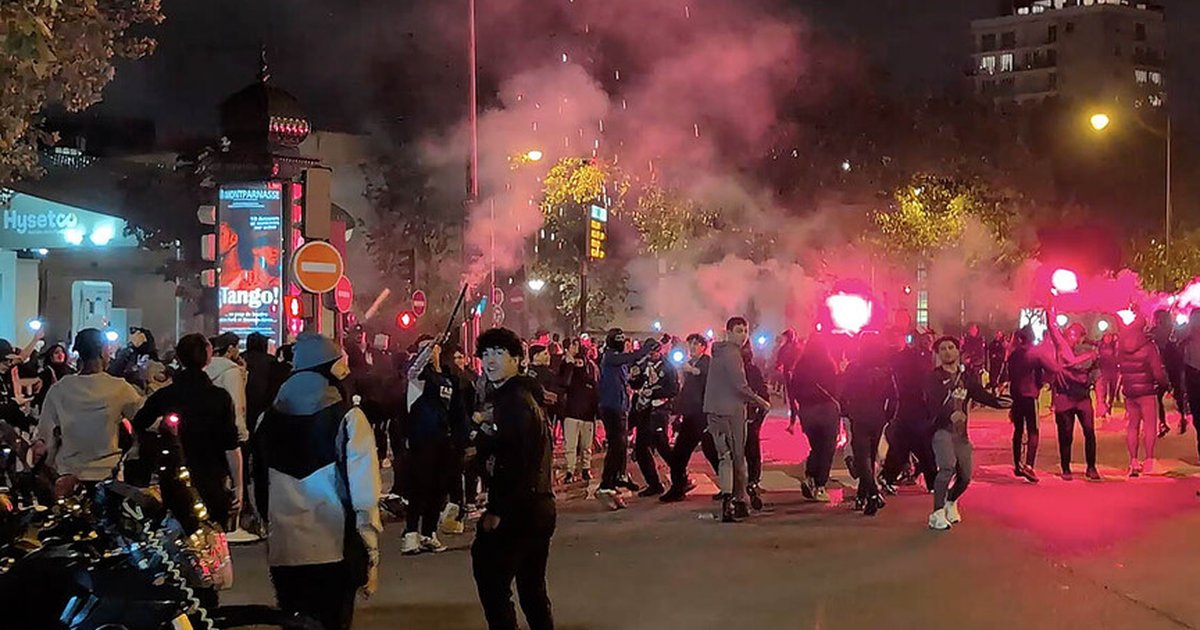 Fransa'da PSG taraftarları olaylarında 127 gözaltı