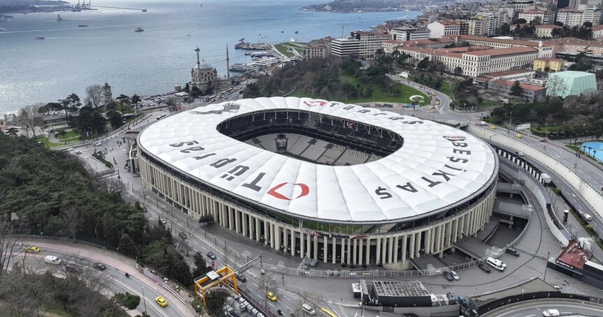Beşiktaş'ta UEFA Avrupa Ligi finali öncesi taraftar festivali