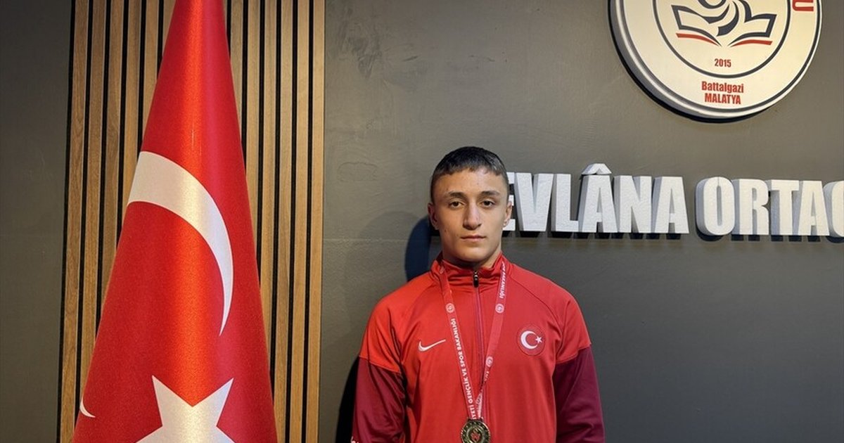 Muhammed Eymen Dönmez Güreşte Türkiye Şampiyonu