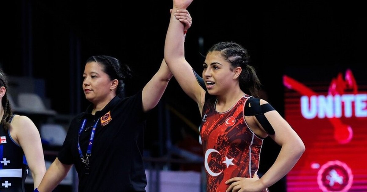 Milli güreşçi Delal Kadir bronz madalya aldı