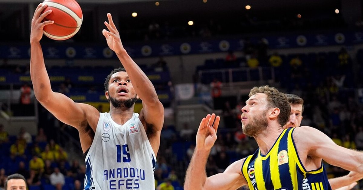 Fenerbahçe Beko, Anadolu Efes'i konuk edecek