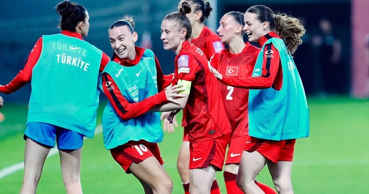 A Milli Kadın Futbol Takımı, Kuzey İrlanda'yı 2-1 yendi