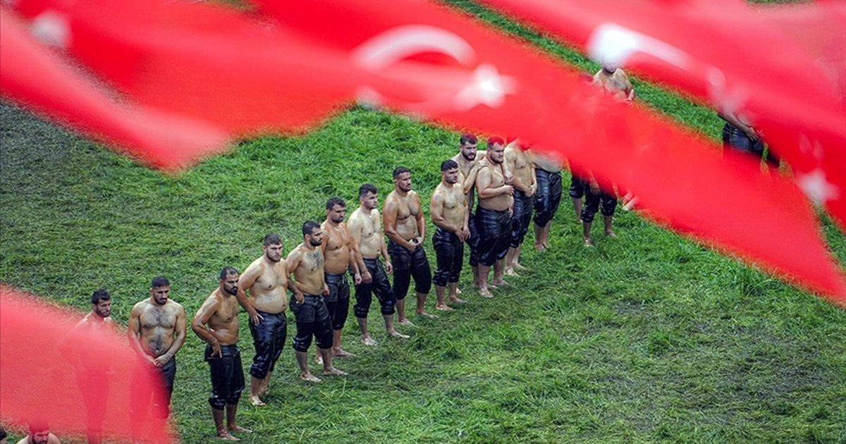 Kırkpınar Yağlı Güreşleri 2026'da Edirne'de Başlıyor