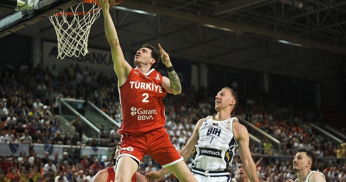 A Milli Basketbol Takımı FIBA Elemeleri'nde 5'te 5 yaptı