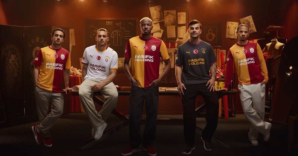 Galatasaray'ın yeni sezon formaları tanıtıldı