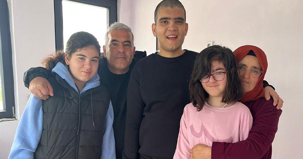 Bakan Göktaş Müdahale Etti: Muhammet Ailesiyle Buluştu