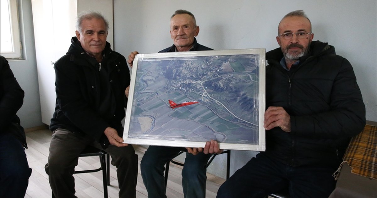 TUSAŞ, HÜRJET'in Hava Çekimlerini Mihalıççık'a Hediye Etti
