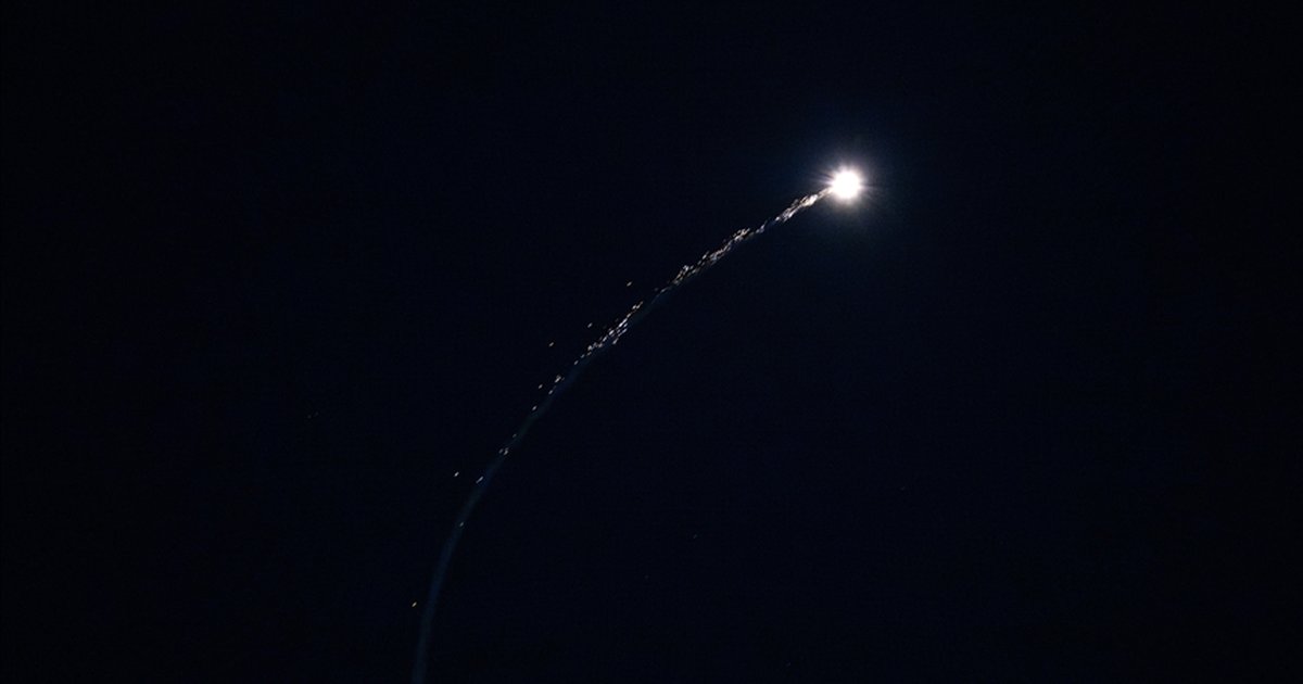 İsrail Beyrut'a Yeni Hava Saldırıları Düzenledi