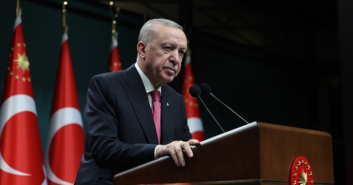 Cumhurbaşkanı Erdoğan'dan şehit ailelerine başsağlığı