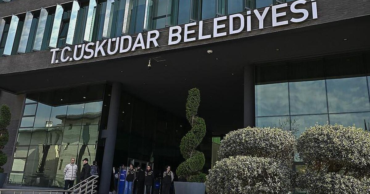 Üsküdar Belediyesi'ne operasyon: 20 kişi adliyeye sevk edildi