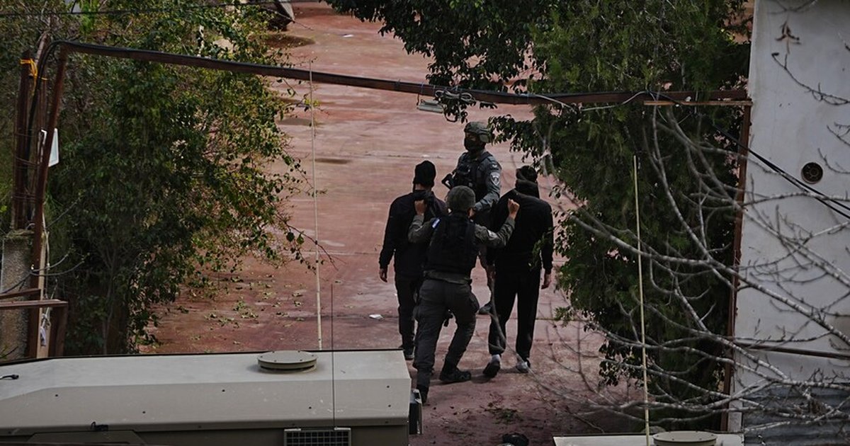 İsrail askerleri Doğu Kudüs'te 10 Filistinliyi gözaltına aldı