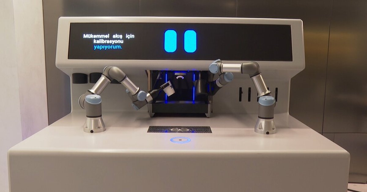 Türk robotik barista geleceğe taşıyor