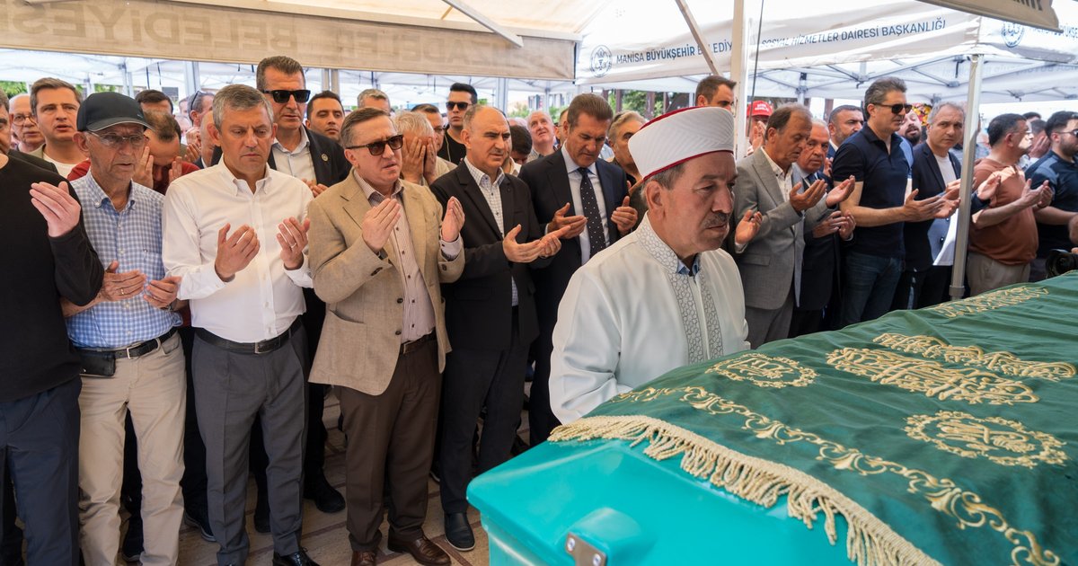 Özgür Özel'in Amcası Necati Özel Toprağa Verildi
