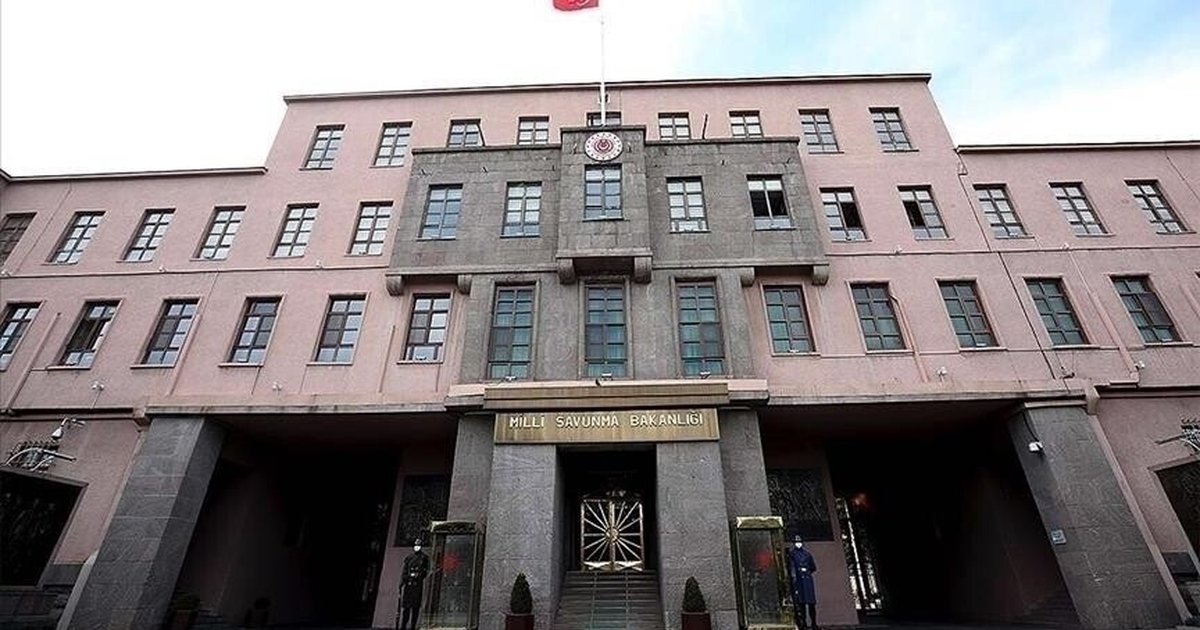 MSB, 2'nci Ana Jet Üs Komutanlığı'nın Akhisar'a taşınacağı iddiasını yalanladı